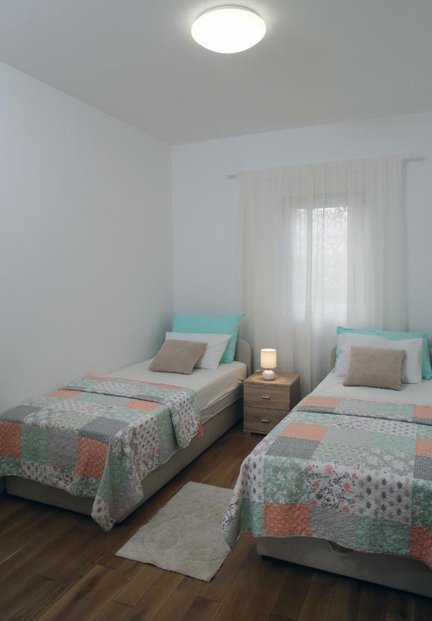 Apartman Zara Ražanj Εξωτερικό φωτογραφία