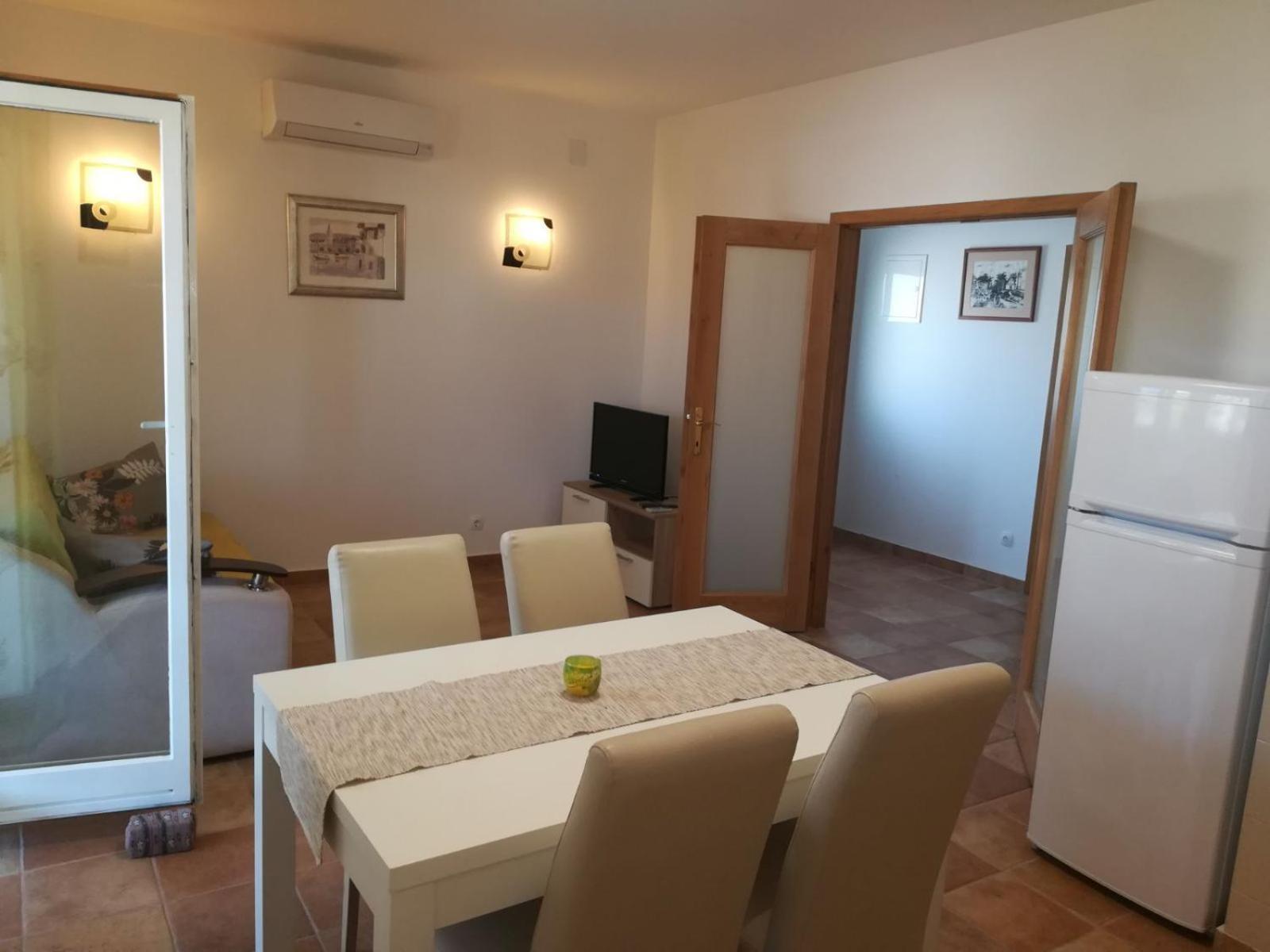 Apartman Zara Ražanj Εξωτερικό φωτογραφία
