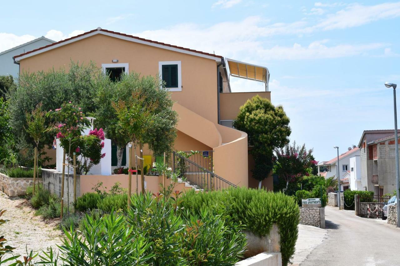Apartman Zara Ražanj Εξωτερικό φωτογραφία